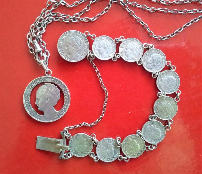 War Jewelry: Wilhelmina dimes bracelet and cut guilders double chain