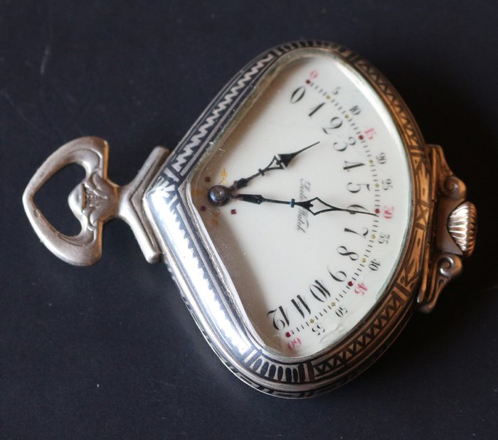 Reloj de bolsillo Niello Retrograde, Record Watch (Sector). Suiza. De alrededor de 1900. 