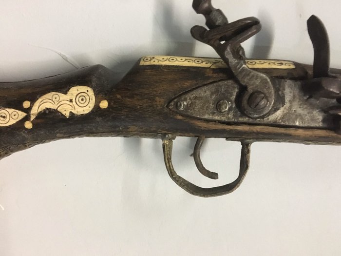 Antique Arab replica of flint pistol/end 1800 beginning 1900