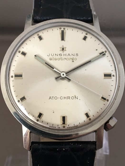 Reloj de pulsera para hombre de Junghans Electronic Ato-Chron. De en torno a la década de 1970.