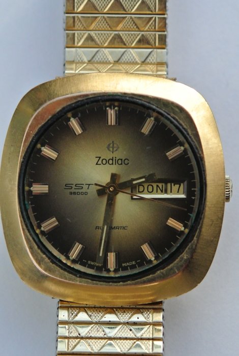 Reloj de pulsera para caballero Zodiac SST 36000. Década de 1970.
