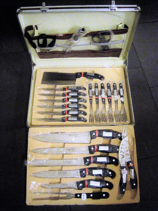 SWISS LINE - knife set - 25 pieces - in original box