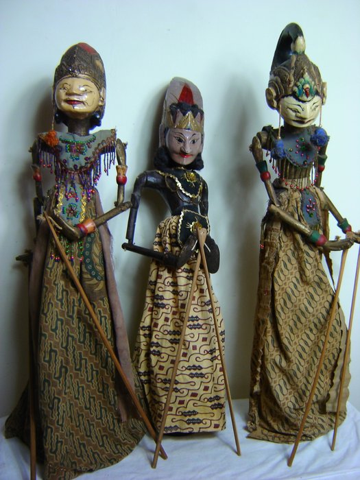 3 wayang golek puppets - Java - Indonesia - Catawiki