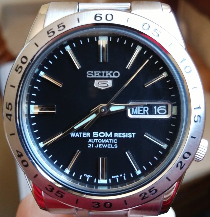 Seiko SNKE01K1 - Men's Wrist Watch - Catawiki