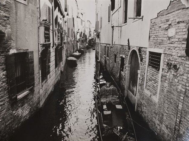 Paul Cooklin ( 1971 - ) - 'Canal Side Street, Venice, Italy, 2009'