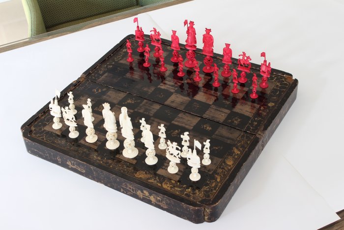 Jahrhundert - 20 Ausstellung Ostasiatischer Scha Chinesische Schachfiguren 18 