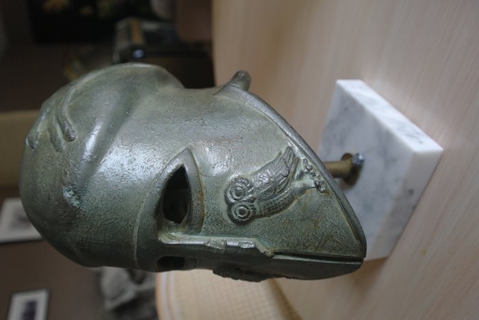 1 museum copy of the Greek Athena's helmet - Catawiki