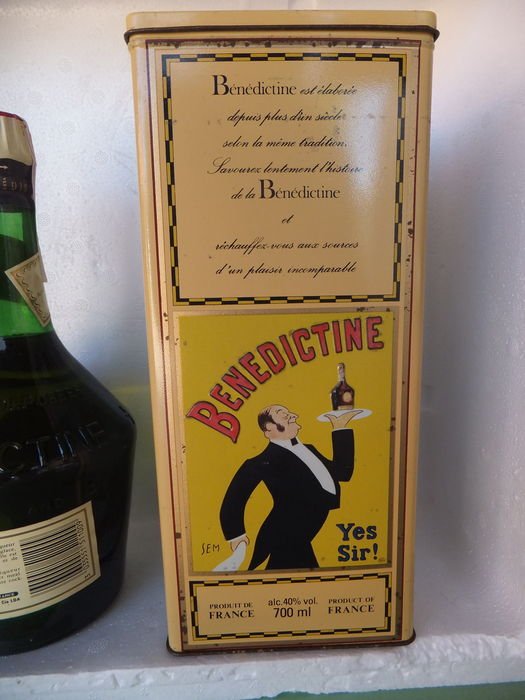 Box with Tin Bénédictine original bottle 1 - D.o.m. Catawiki -