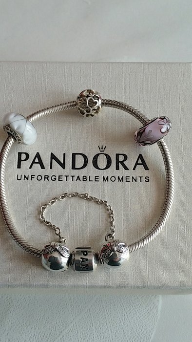 Pandora-Armband