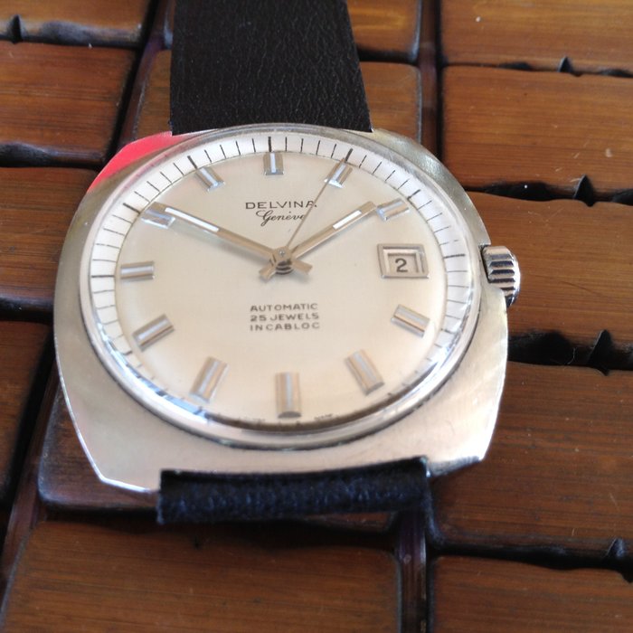 DELVINA  Geneve – Gents' wristwatch – 70s