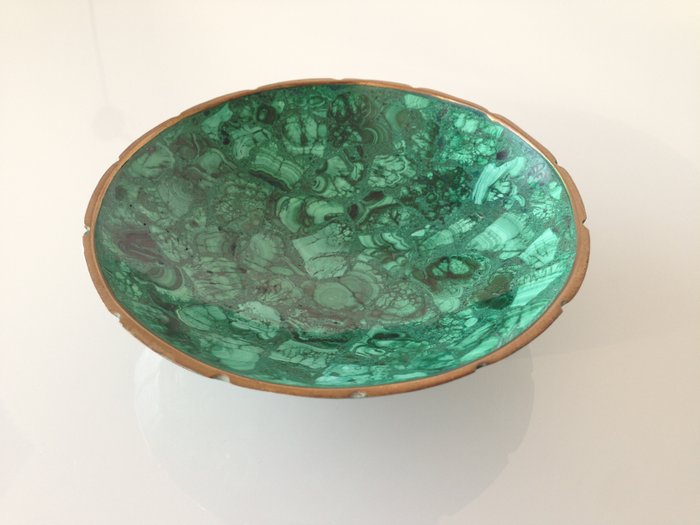 Malachite bowl with bronze edge from DR Congo


