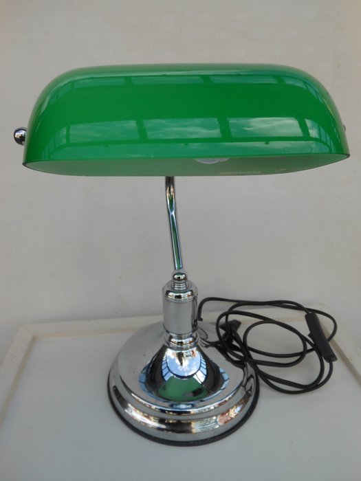 Bankers Lamp Green Glass Shade, Green Glass Shade Bankers Lamp