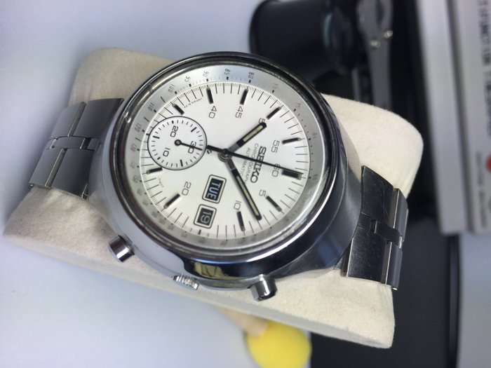 Seiko helmet 6139-7100 – men's chronograph wristwatch, 1977 - Catawiki