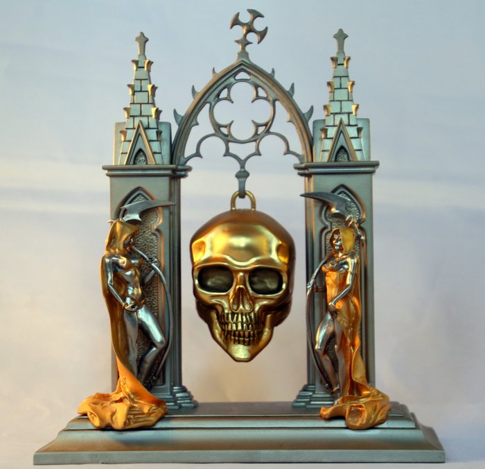 Franklin Mint - Hour of Destiny Brom  Skull, pocketwatch hanging from a Gothic Arch stand