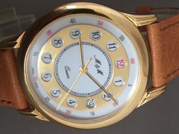 Reloj de pulsera suizo M & M, siglo XXI