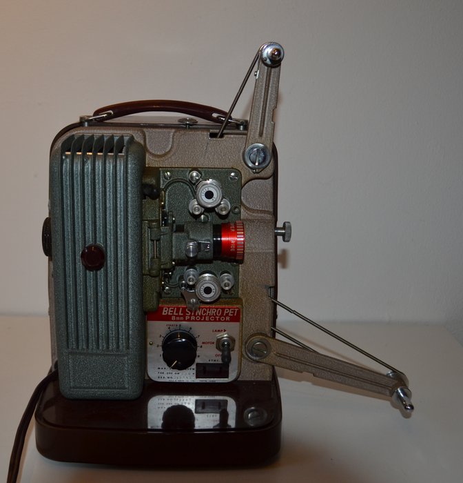 Filmprojector 8mm MITICA 8S Bell Synchro Pet from Bell & Koon approx 1950