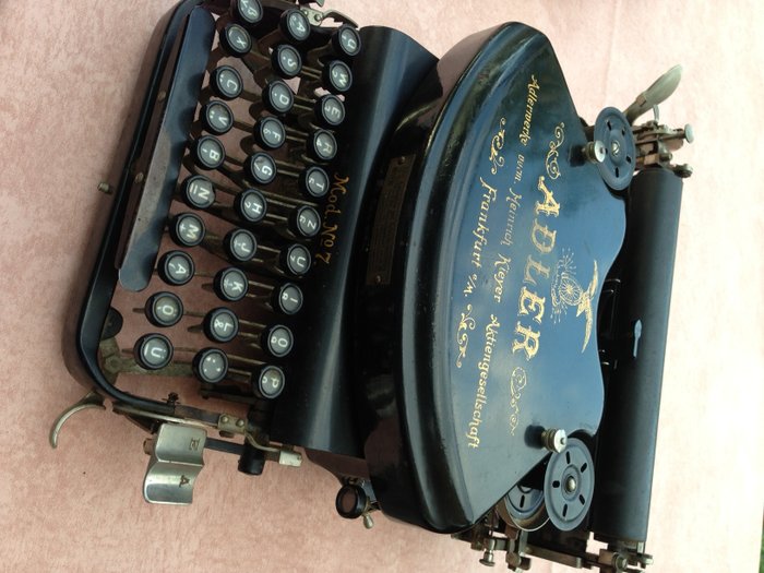 Máquina de escribir Adler Standard modelo 7