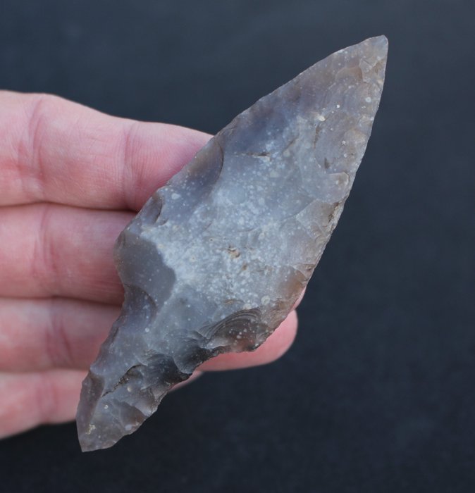 Flint spearhead from the Neolithic - 9.9 cm