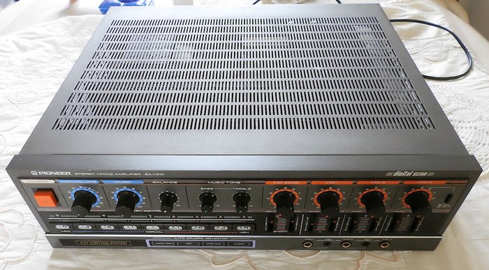  PIONEER Stereo Mixing SA-V210 Karaoke Amplifier