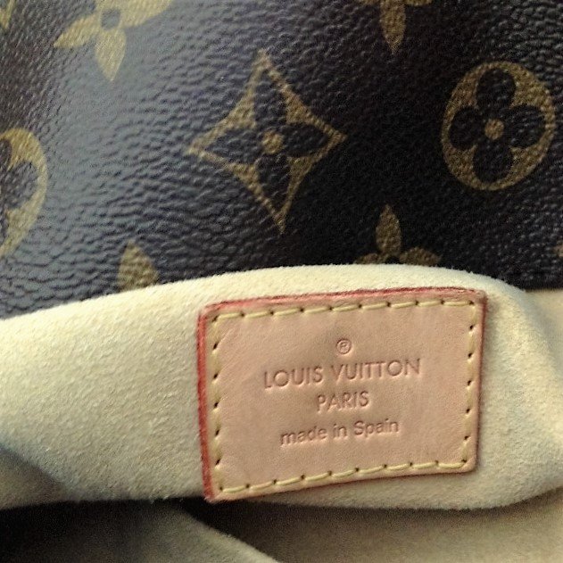 Louis Vuitton Artsy MM – Handbag / Shoulderbag – with shoulder strap - Catawiki