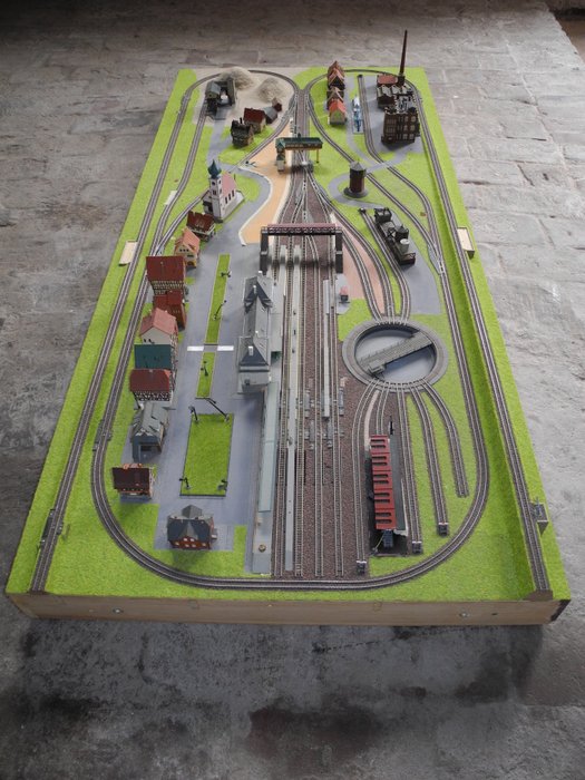 Märklin Z - Model train panel - with turntable, terminal station