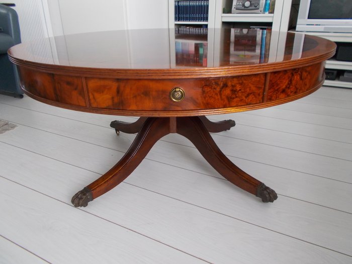 Heldense Exclusive - mahogany (coffee) table

