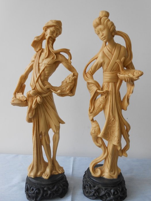 Chinese couple - large decorative sculptures - Ivorine

