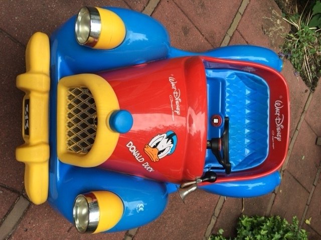 Disney, Walt - Elektrische speelgoedauto TT Toys Toys SRL - Donald Duck (ca. 1985)