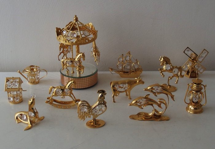 Crystal Temptations - 38 figurine 24k. gold plated with Swarovski components