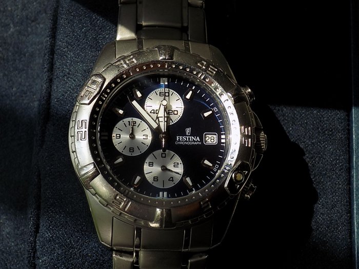 Festina 16169 chronograph - men's wristwatch - 21st century. - Catawiki