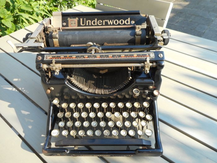 Underwood Typewriter Company - Typewriter nr. 5
