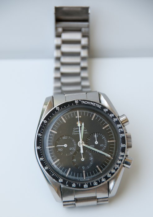omega moonwatch 1968