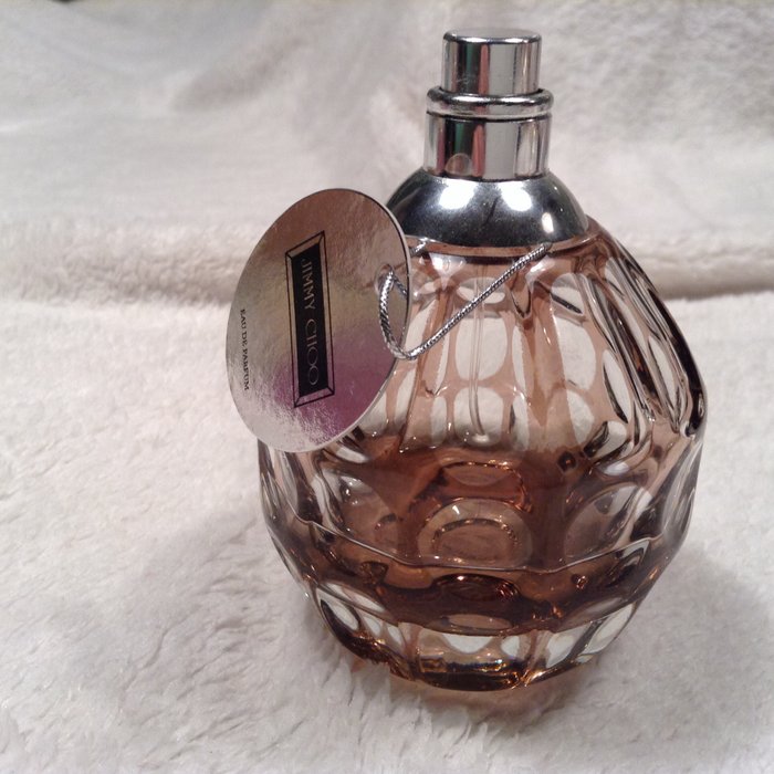 Lot – 23 perfume bottles, luxury brands - Catawiki