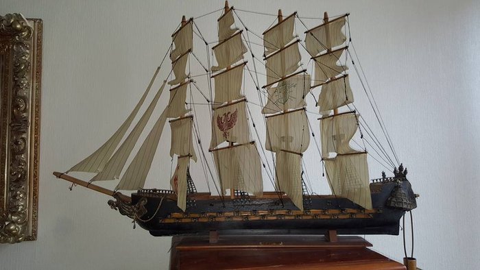Decorative antique model 4 master sailing ship - England - 1900 

