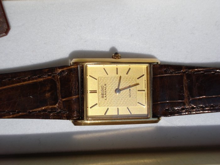 SEIKO LASSALE 1980s women's wristwatch