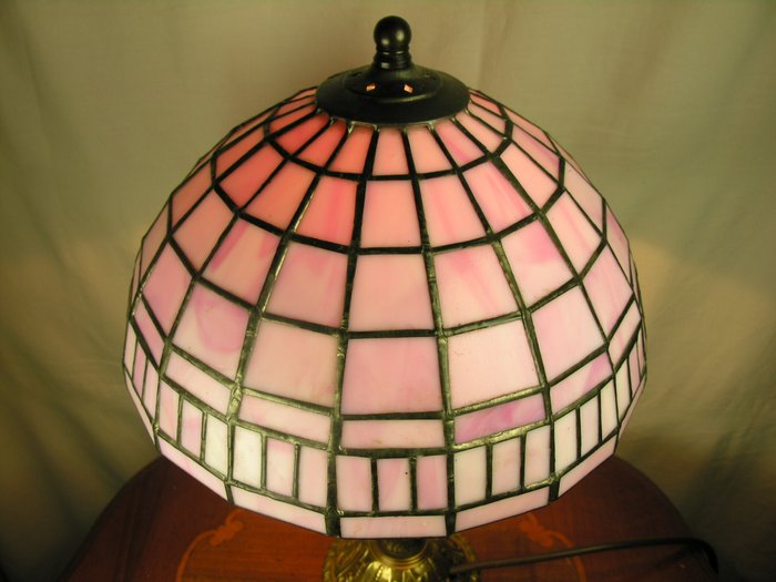 Large Table Lamp In Style With, Stained Glass Table Lamp Kit