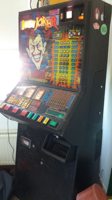 Jolly Joker Slot Machine