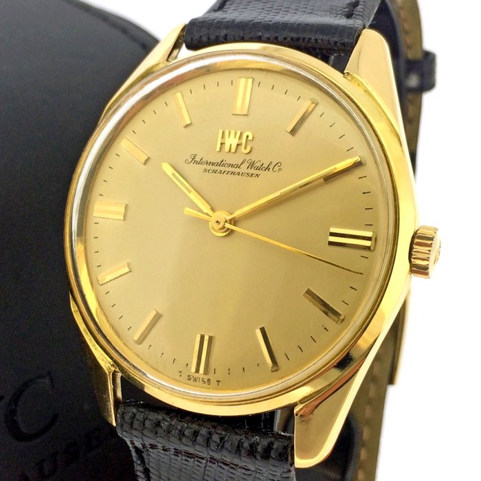 IWC 萬國錶 SCHAFFHAUSEN 18 k 金男士腕錶，機芯89，1960 年代