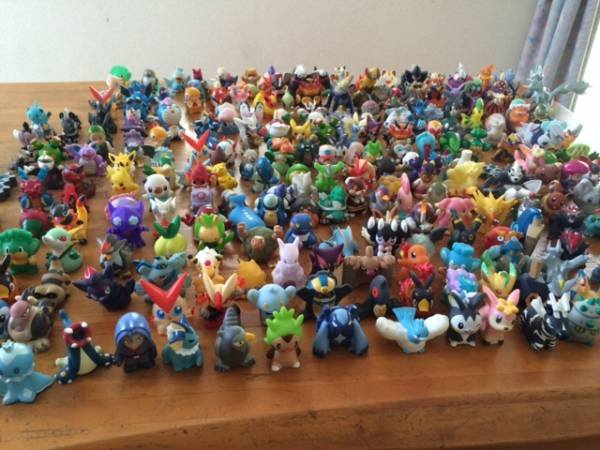 collection figurine pokemon