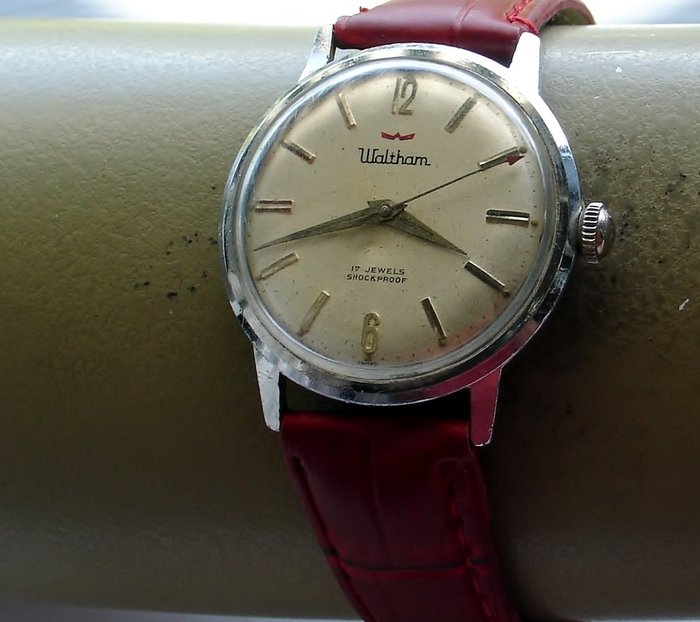 Reloj de pulsera Waltham para hombre. Años 50-60