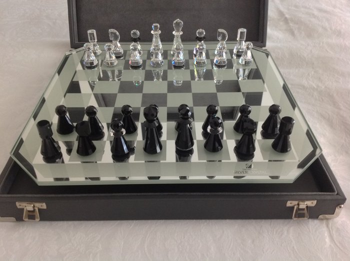 Swarovski - Juego de ajedrez


