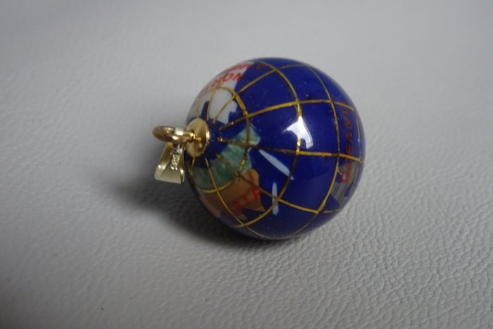 Lapis lazuli globe pendant