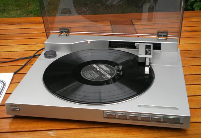 Sony PS-LX500  Linear Tracking Direct-Drive Turntable 