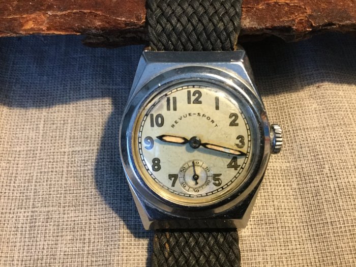 Revenue Sport Military Style WW2. Relógio de pulso, anos 40