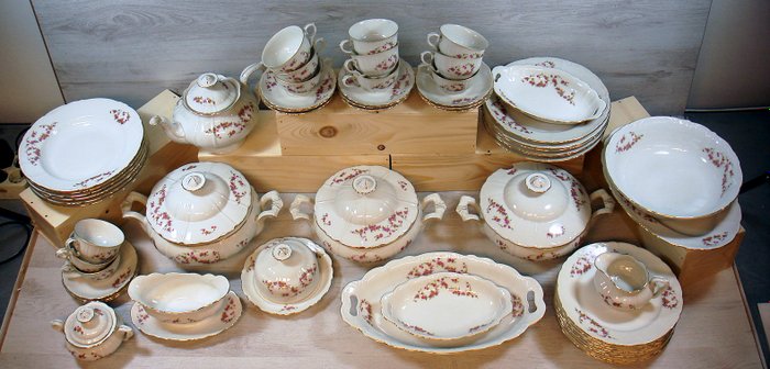 M Z Czechoslovakia-46 piece antique porcelain service