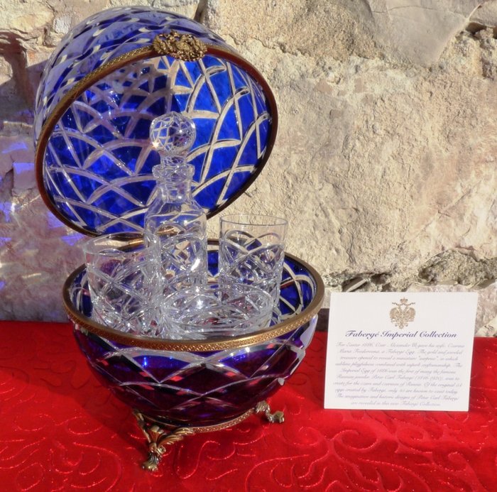 Authentic large Imperial Fabergé egg (1.8 kg / 24 cm)-very rare! Collection "Vodka & Caviar" - Engraved cobalt crystal  - 24 k gold finish - signed