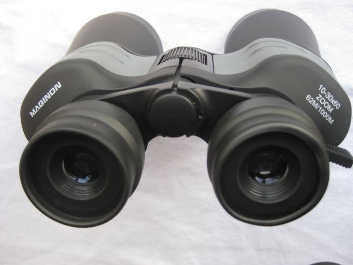 Binoculars - MAGINON 10 - 30 x 60 