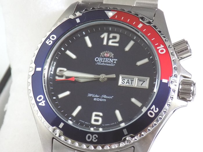 Orient Pepsi Mako ll Automatic Diver's 200m- men's wristwatch – in new condition – 06.