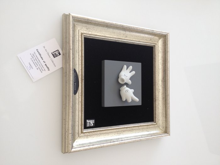 Lindstrup, Joakim - Relief in wooden frame - Disney Jie Art Collection - Mickey Piece