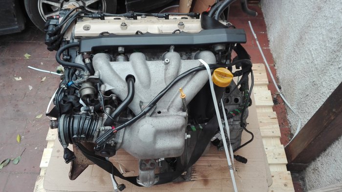 Complete Porsche 944 S2 engine M44/41  3.0 liters 16v 4 cyl (211 psi)